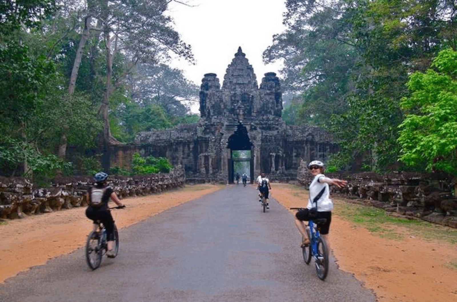 Cambodia Bicycle Phnom Penh to Siem Reap Tour 8 Days